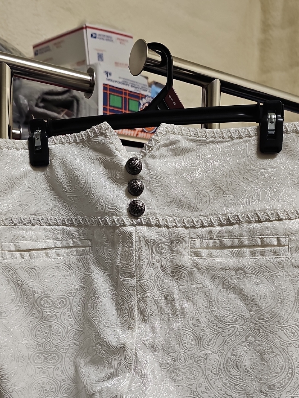 White Embroidered High-Waist Women's Jeans Newnwithout Tags - Picture 3 of 7